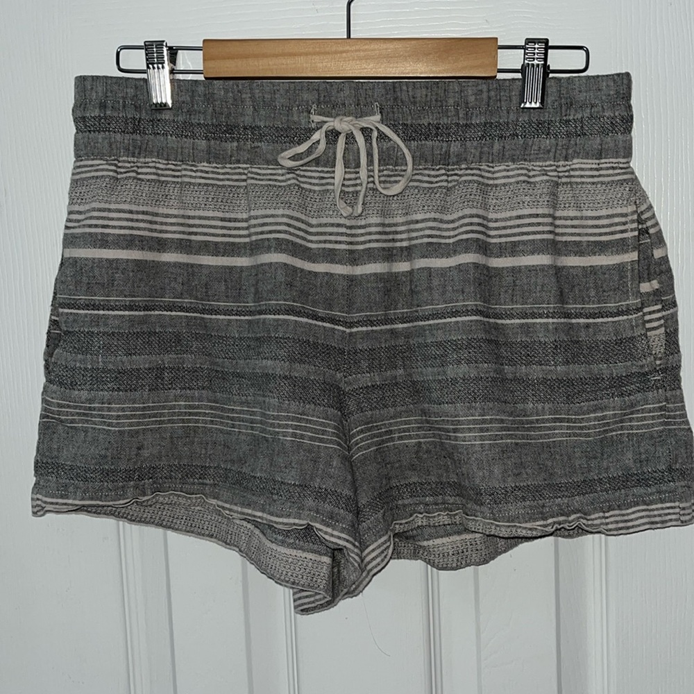 Artisan NY gray white striped linen blend shorts Tie Waist Pockets
